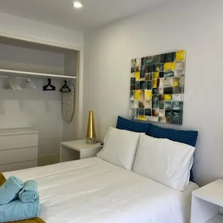 Fantastic 1 Bedroom At Roma Avenue - 1b * 리스본