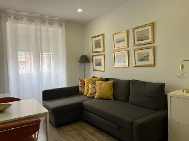 아파트 Fantastic 1 Bedroom At Roma Avenue - 1b 리스본