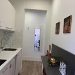 Fantastic 1 Bedroom At Roma Avenue - 1b